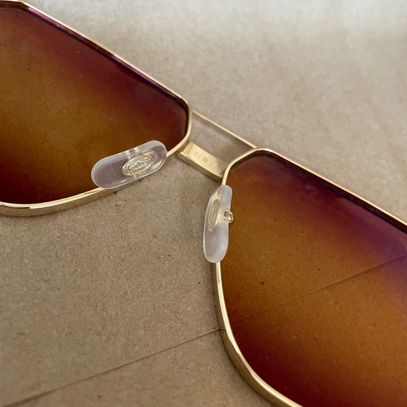 Cartier Men's Metal Aviator Sunglasses - Picture 9 of 9
